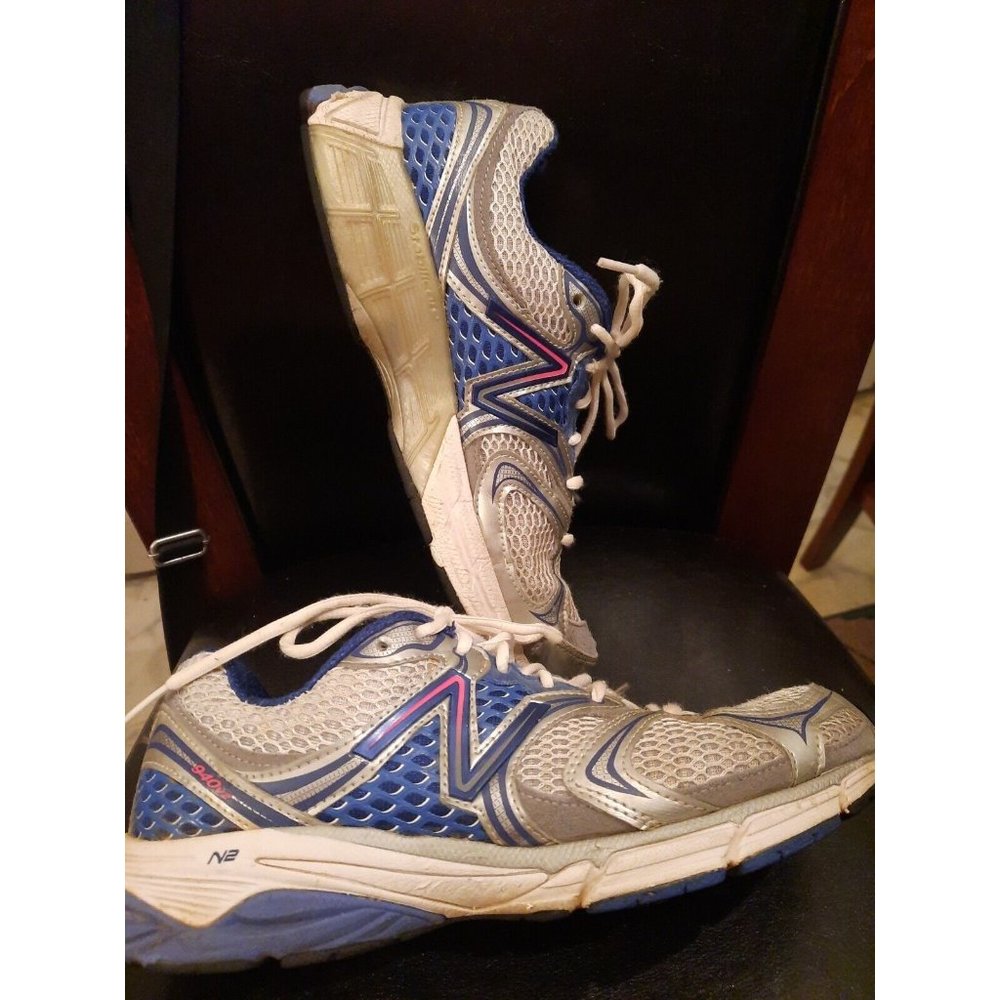 New Balance Womens sz 10  940 V2 W940WB2 Silver Blue Running Shoes  Sneaker